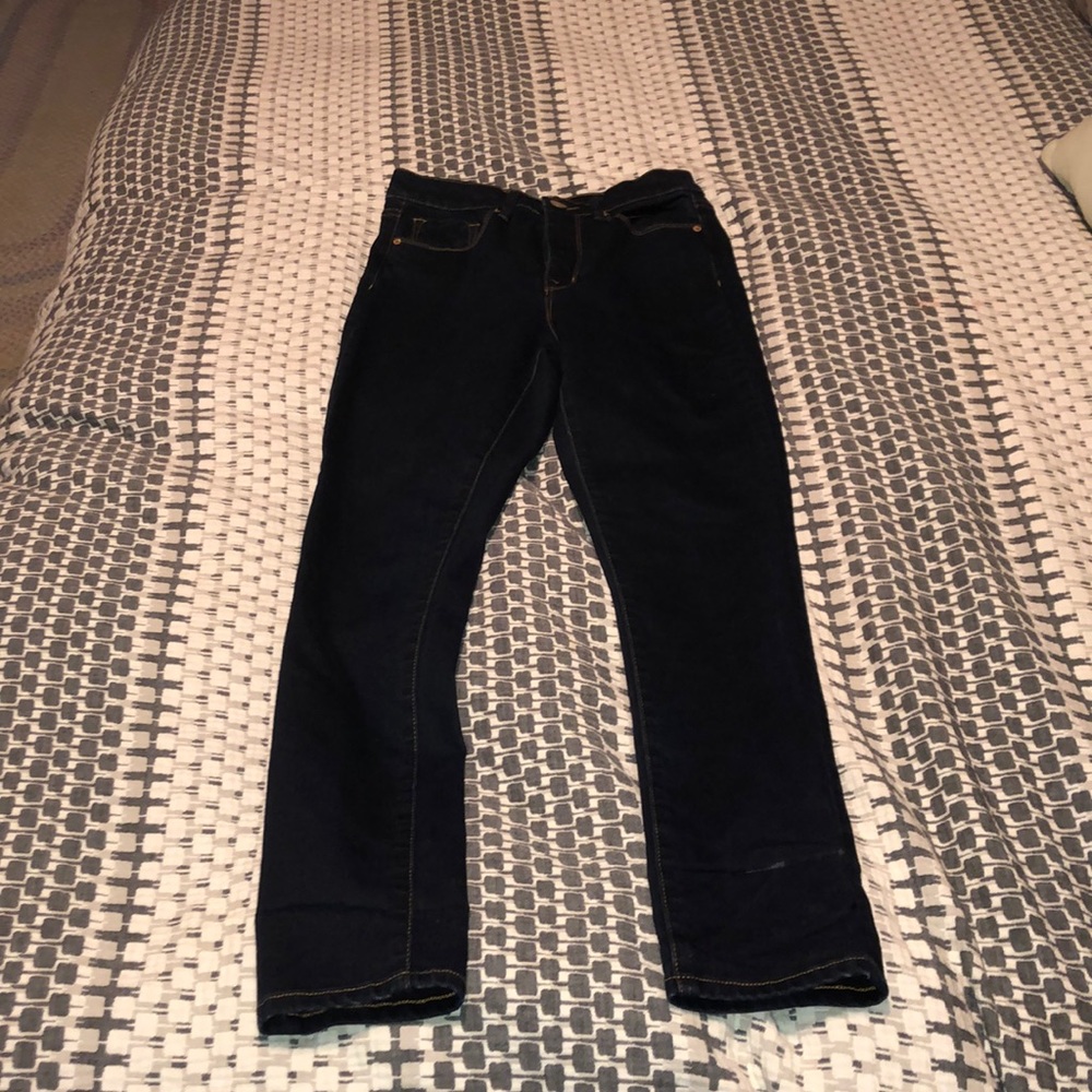 BDG dark wash jeans 28 W twig high rise